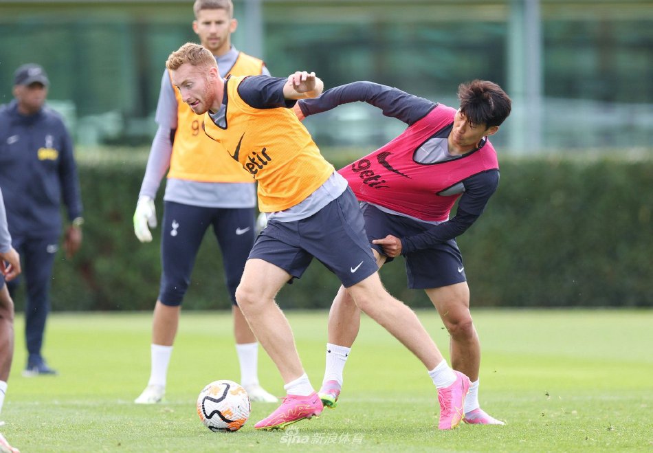 恩在荧幕上 恩在荧幕上