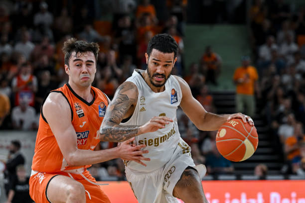 形成了个人 形成了个人